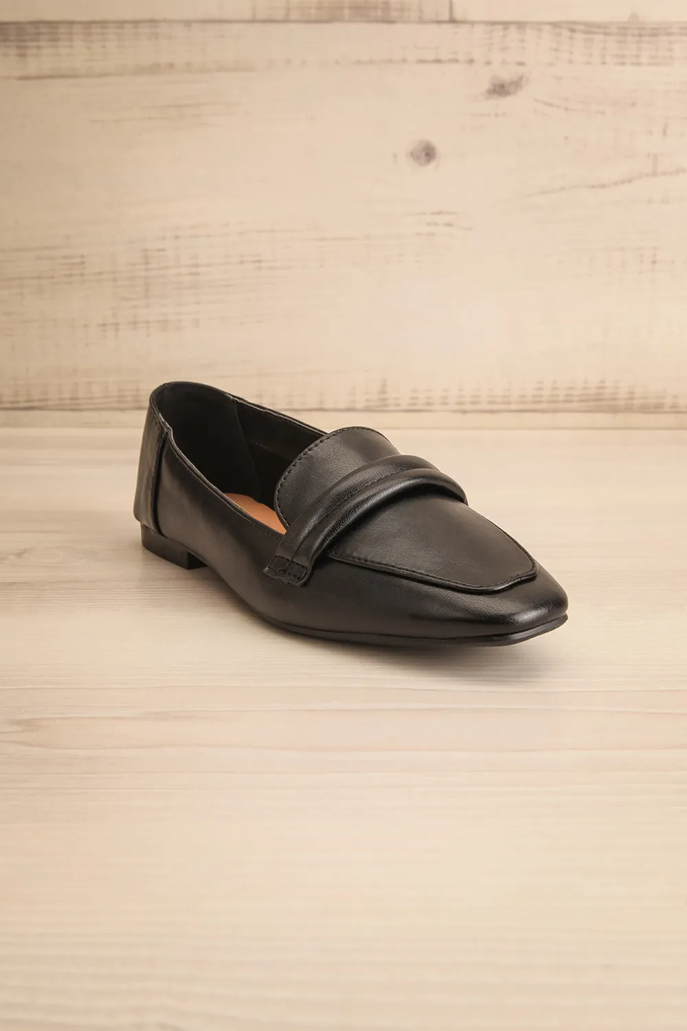 Auris Black | Faux Leather Loafers