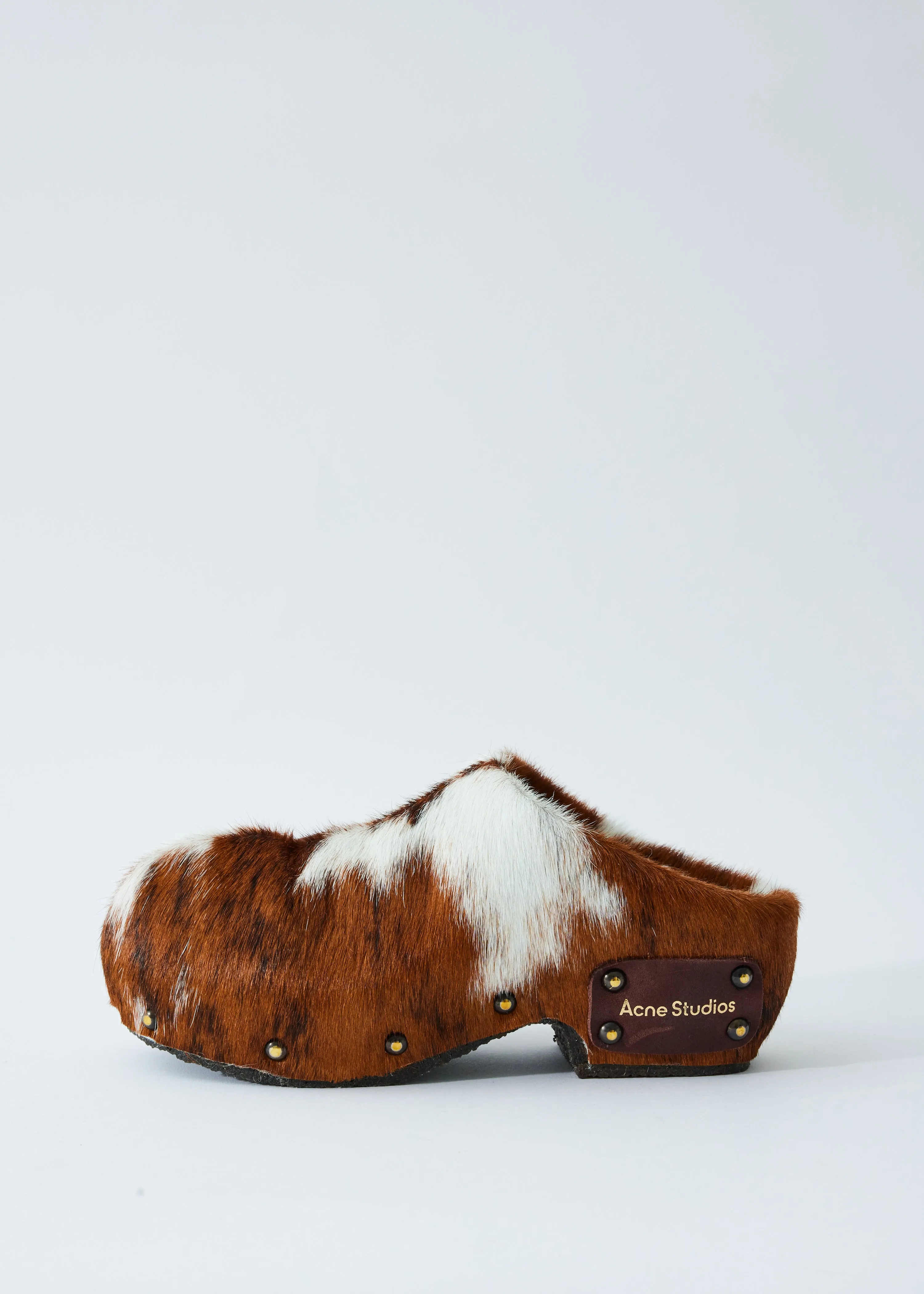 Bloggie Long Hair Clogs