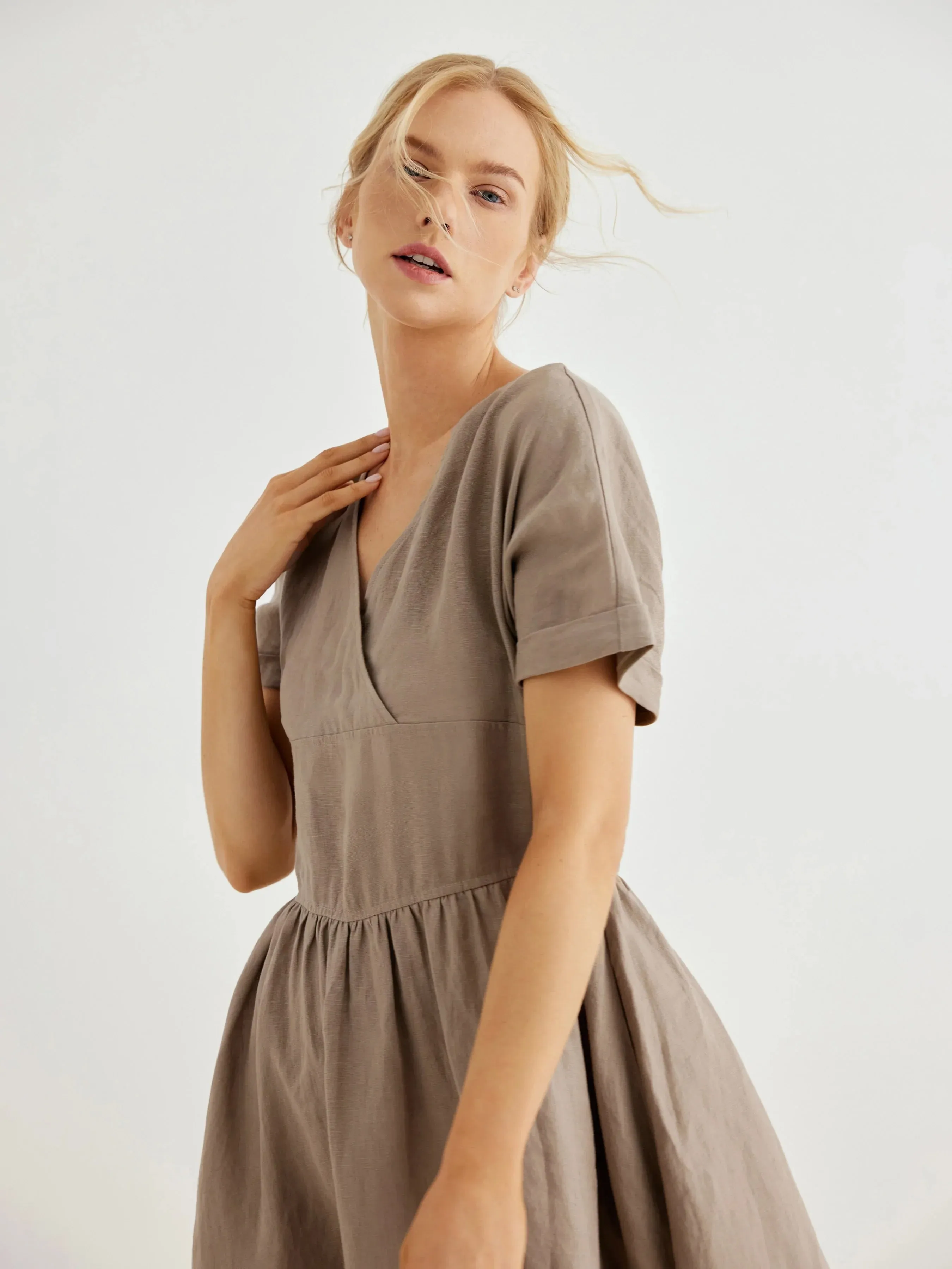 Luna 100% Linen V-Neck Summer Swing Dress